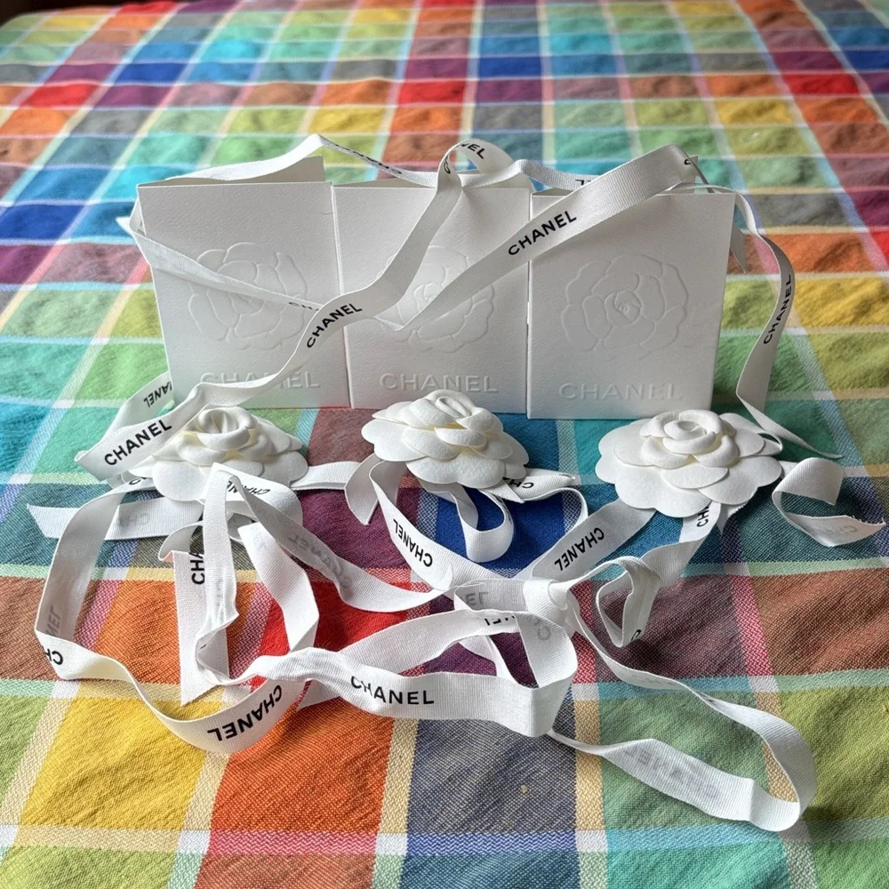 🌹Chanel White Camellia Flower with Ribbon Set🌹